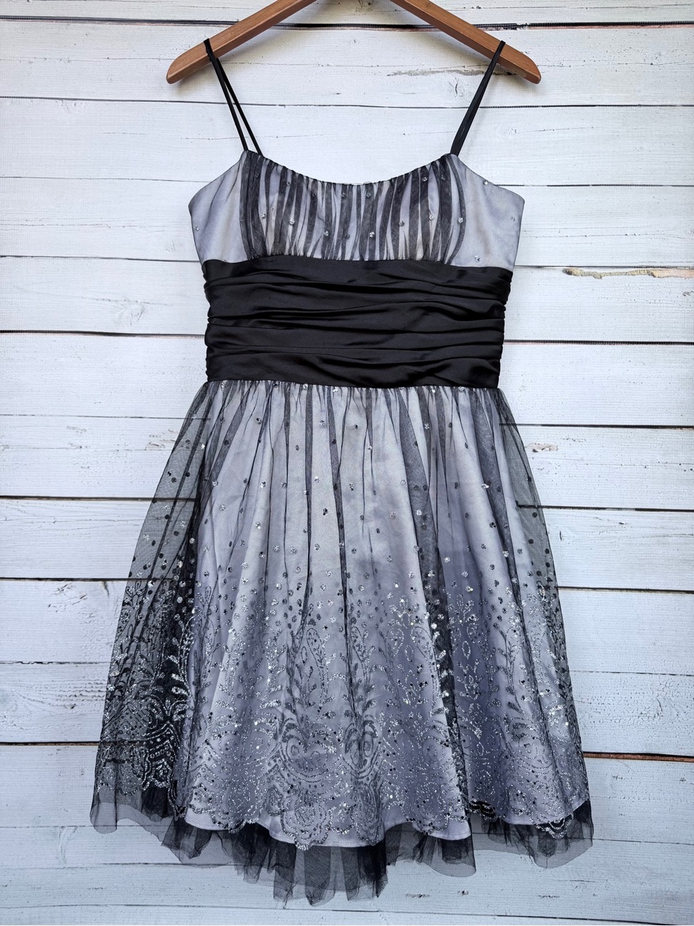 Morgan & Co. Black & Silver Glitter Tulle Cocktail Prom Dress Juniors Size 11/12
